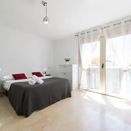 Apartment Sg Carlos Family House